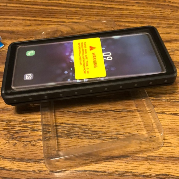 Samsung galaxy note in waterproof case IP68 - Picture 4 of 8